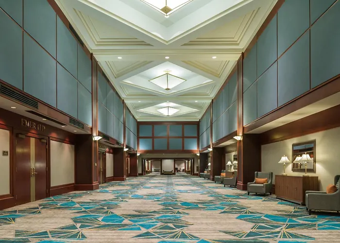 Crowne Plaza Convention Center By Ihg Отель Спрингфилд