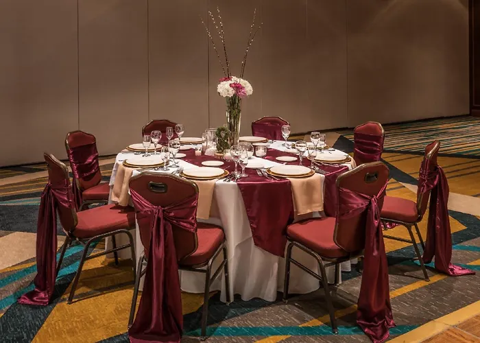 Crowne Plaza Convention Center By Ihg Springfield