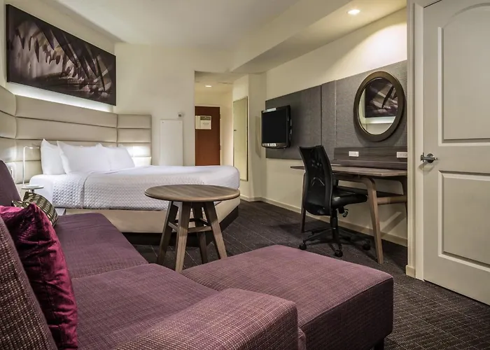 Crowne Plaza Convention Center By Ihg 4* Springfield