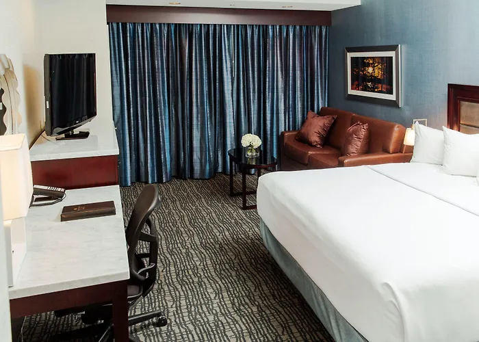 Crowne Plaza Convention Center By Ihg