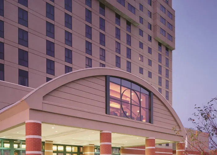 Отель Crowne Plaza Convention Center By Ihg Спрингфилд